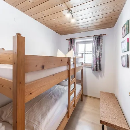 Haus Heiss * 렌그레스